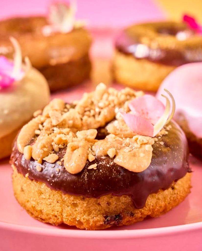 Donut snicker chocolate y mani Libre de culpa